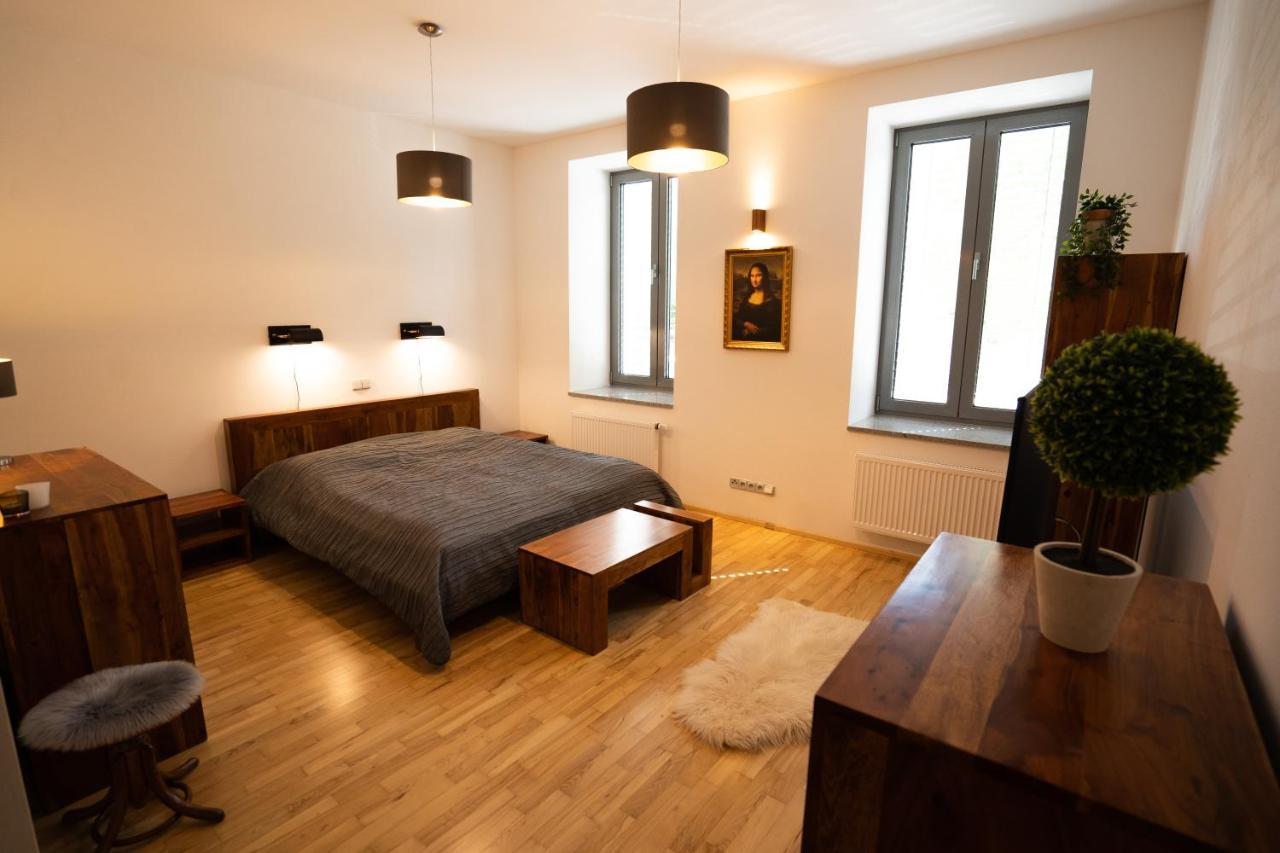 Black Field Apartment Брно Екстер'єр фото